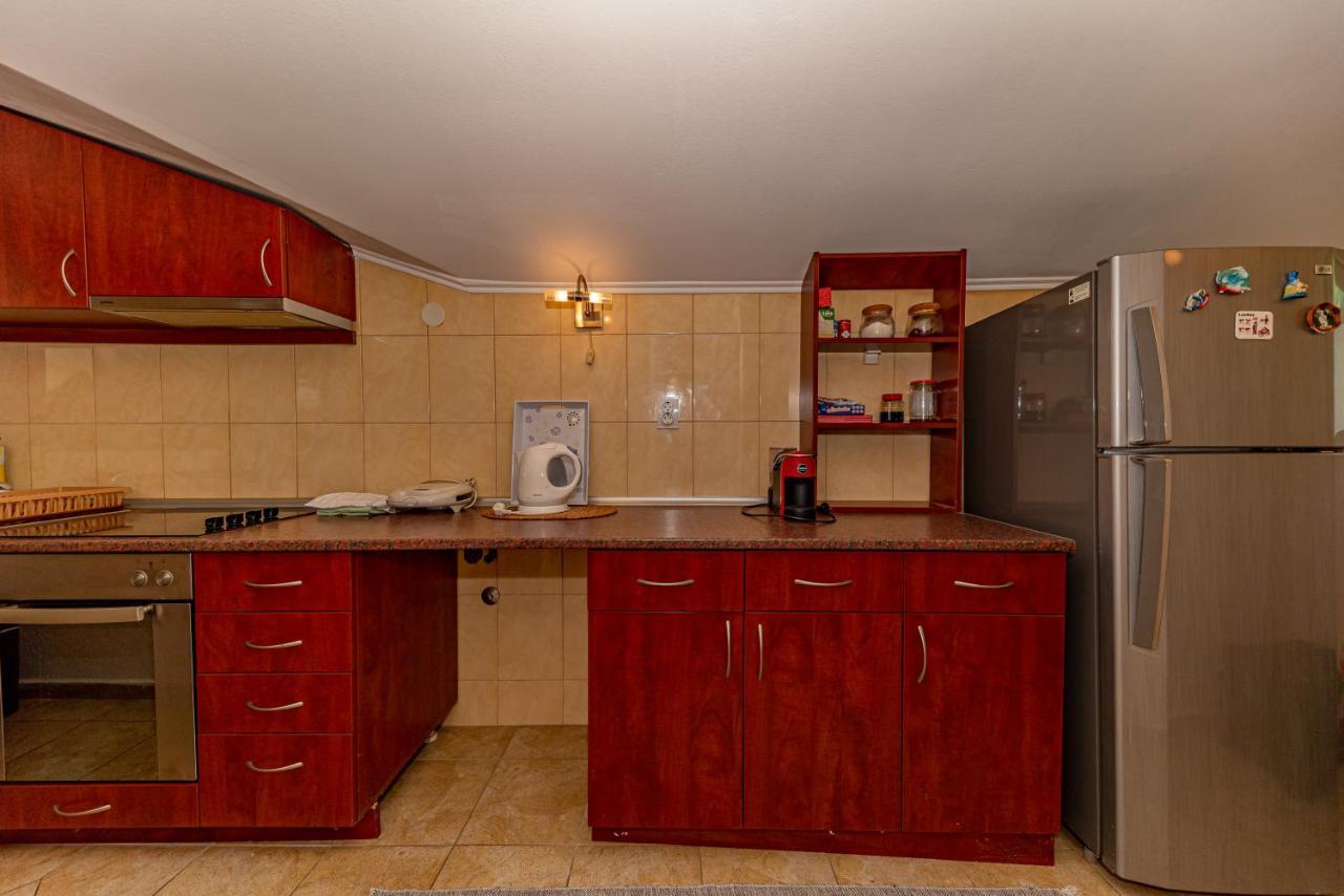 Apartment Knezevic Petrovac Exterior photo