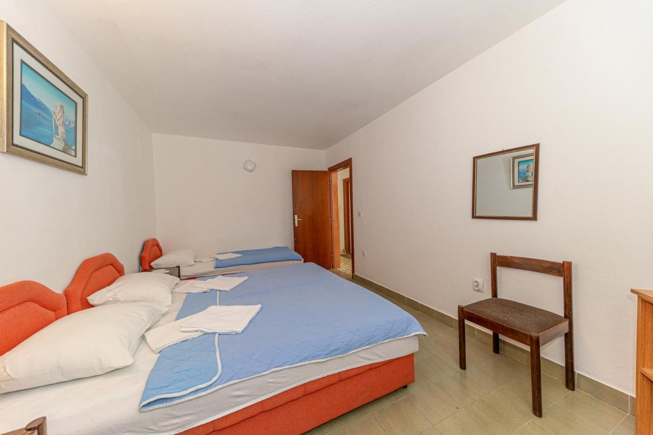 Apartment Knezevic Petrovac Exterior photo