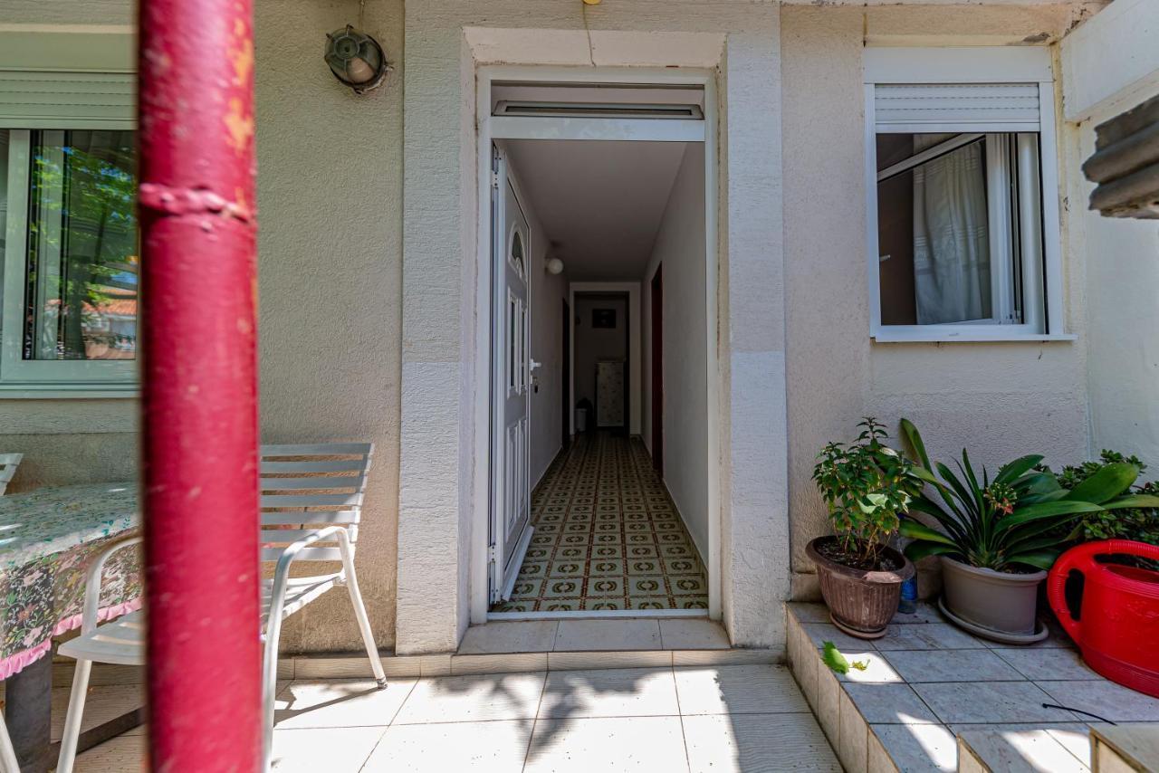 Apartment Knezevic Petrovac Exterior photo