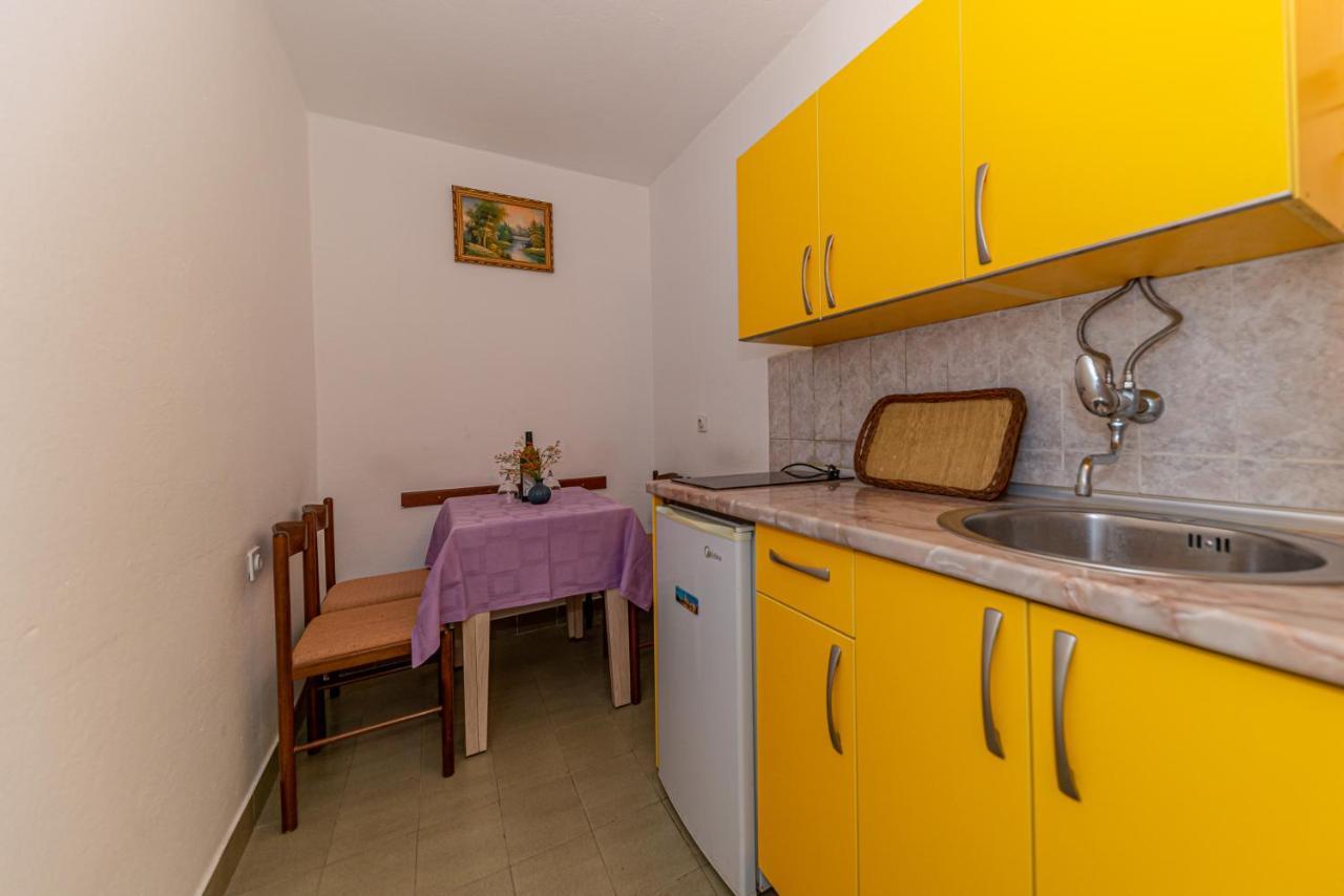 Apartment Knezevic Petrovac Exterior photo